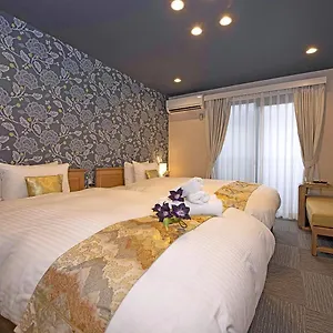 3* Apartahotel Sakura Nijo Seasons